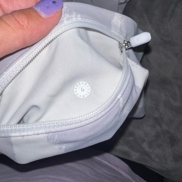 Lululemon Speed Up Leggings - Picture 5 of 6